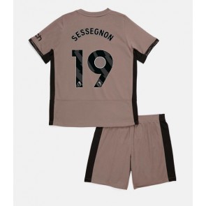 Tottenham Hotspur Ryan Sessegnon #19 Replika Babytøj Tredje sæt Børn 2023-24 Kortærmet (+ Korte bukser)